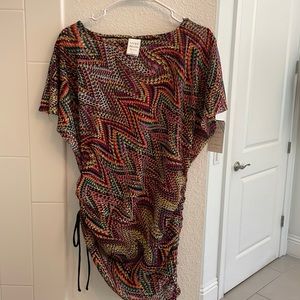 Beach cover up nwt sides can be pulled up or lowered